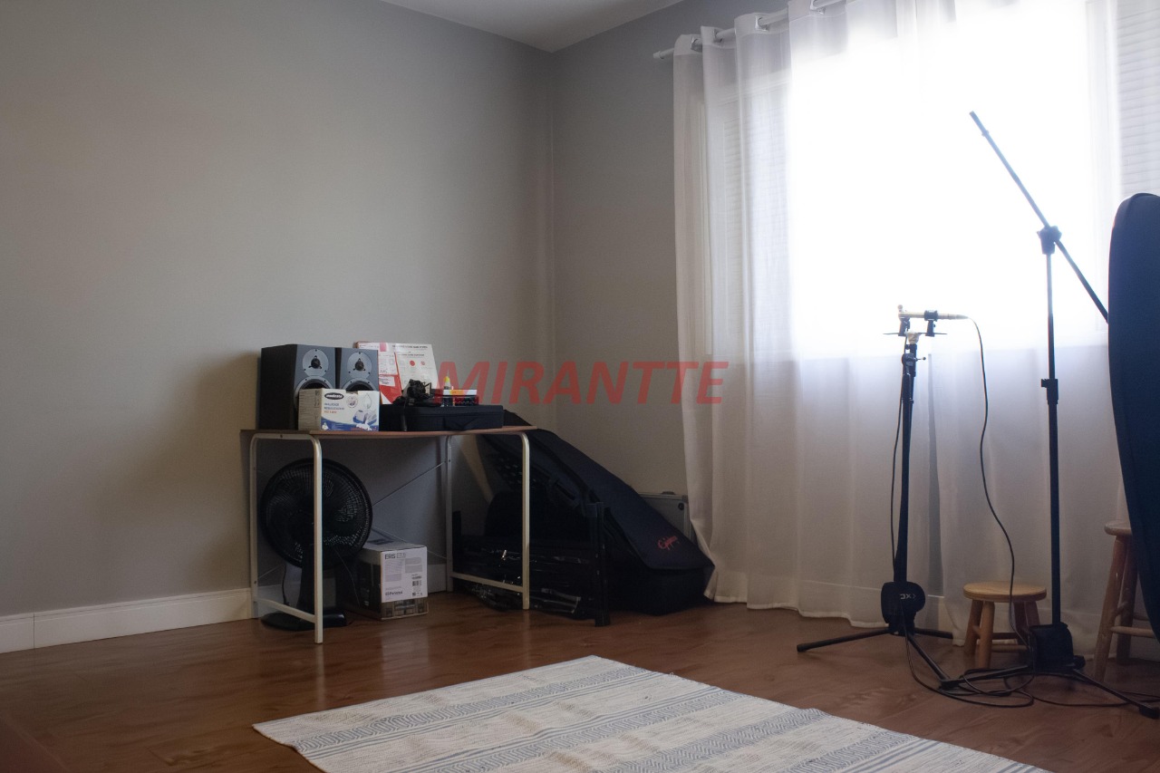 Sobrado de 215m² com 2 quartos em Carandiru