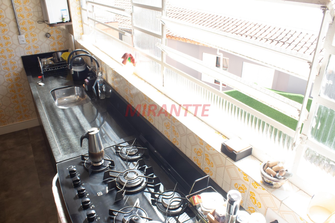 Sobrado de 215m² com 2 quartos em Carandiru