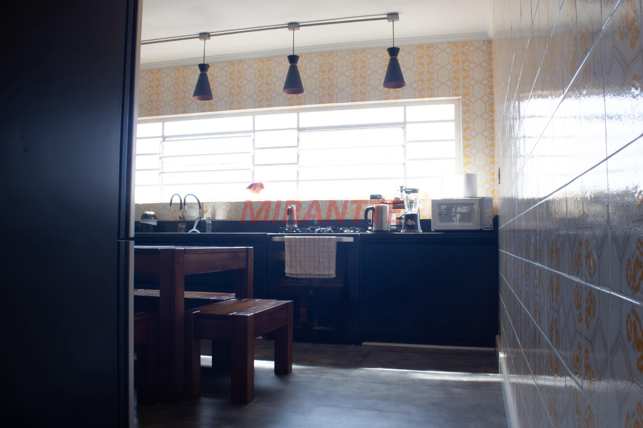 Sobrado de 215m² com 2 quartos em Carandiru