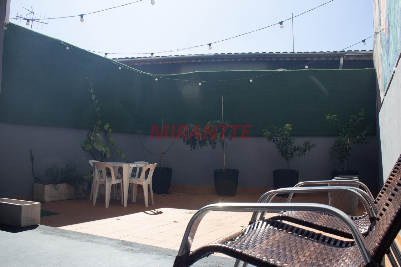 Sobrado de 215m² com 2 quartos em Carandiru