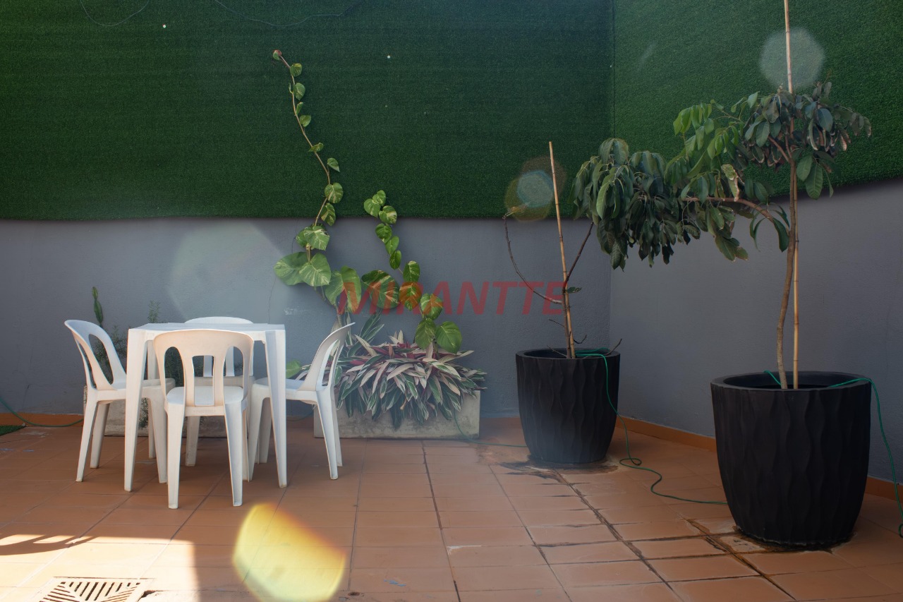 Sobrado de 215m² com 2 quartos em Carandiru
