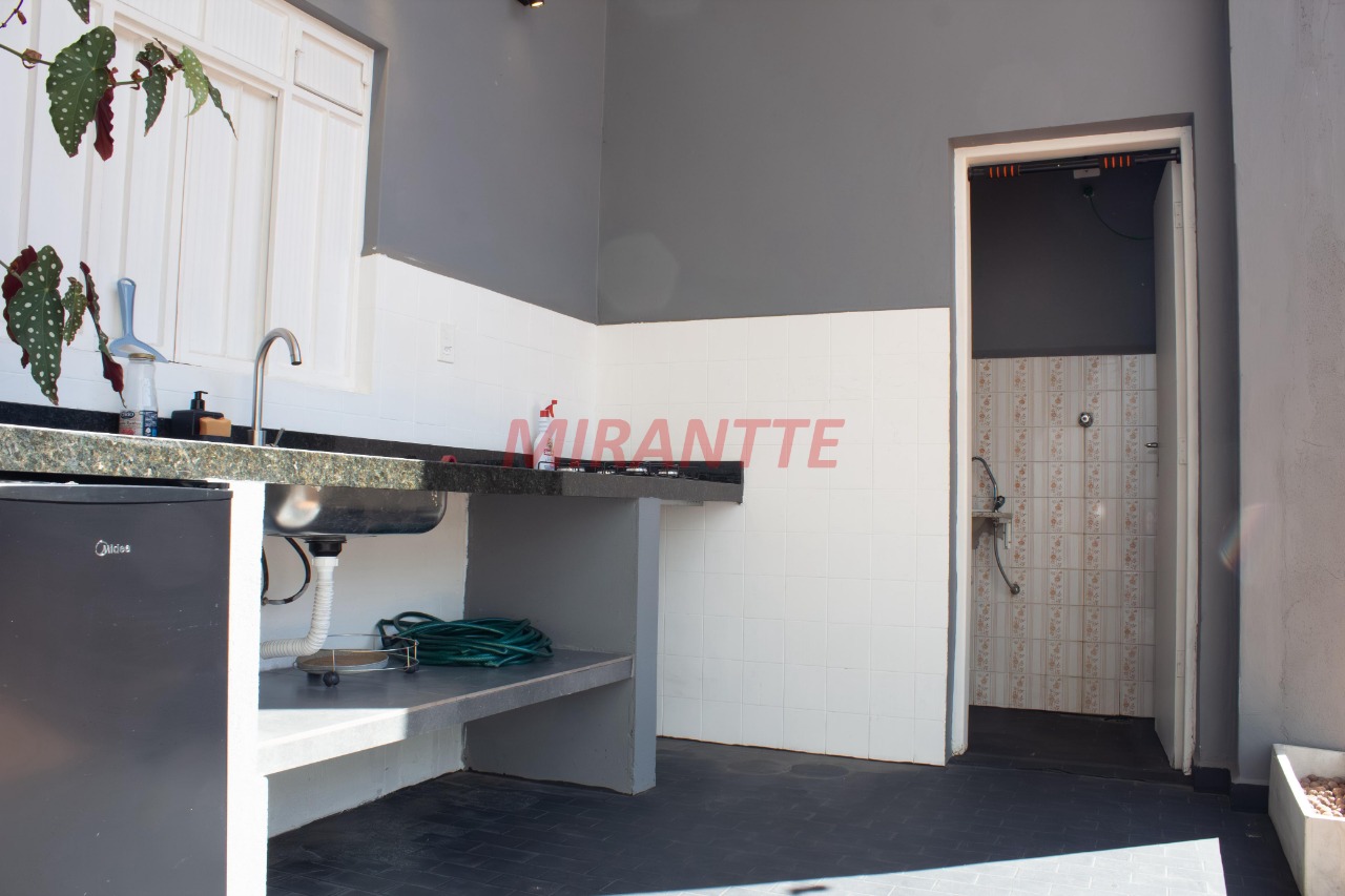 Sobrado de 215m² com 2 quartos em Carandiru