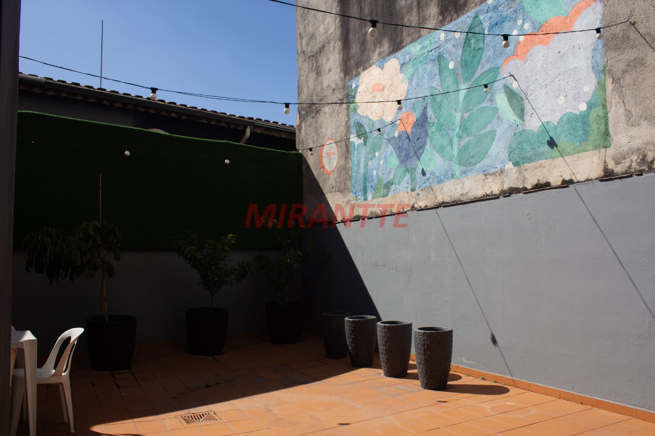 Sobrado de 215m² com 2 quartos em Carandiru
