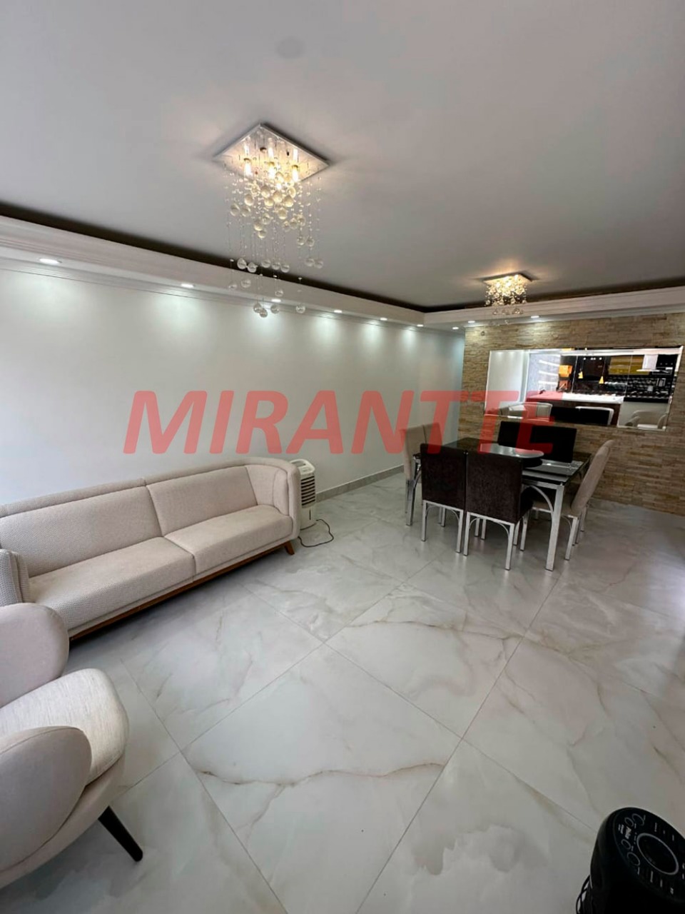 Cond. fechado de 115.98m² com 3 quartos em Parque Itaguaçu