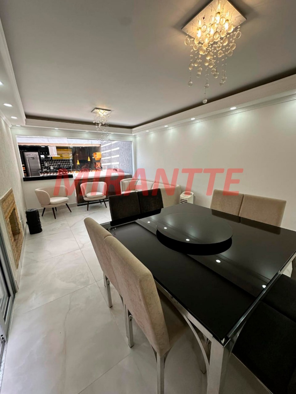 Cond. fechado de 115.98m² com 3 quartos em Parque Itaguaçu