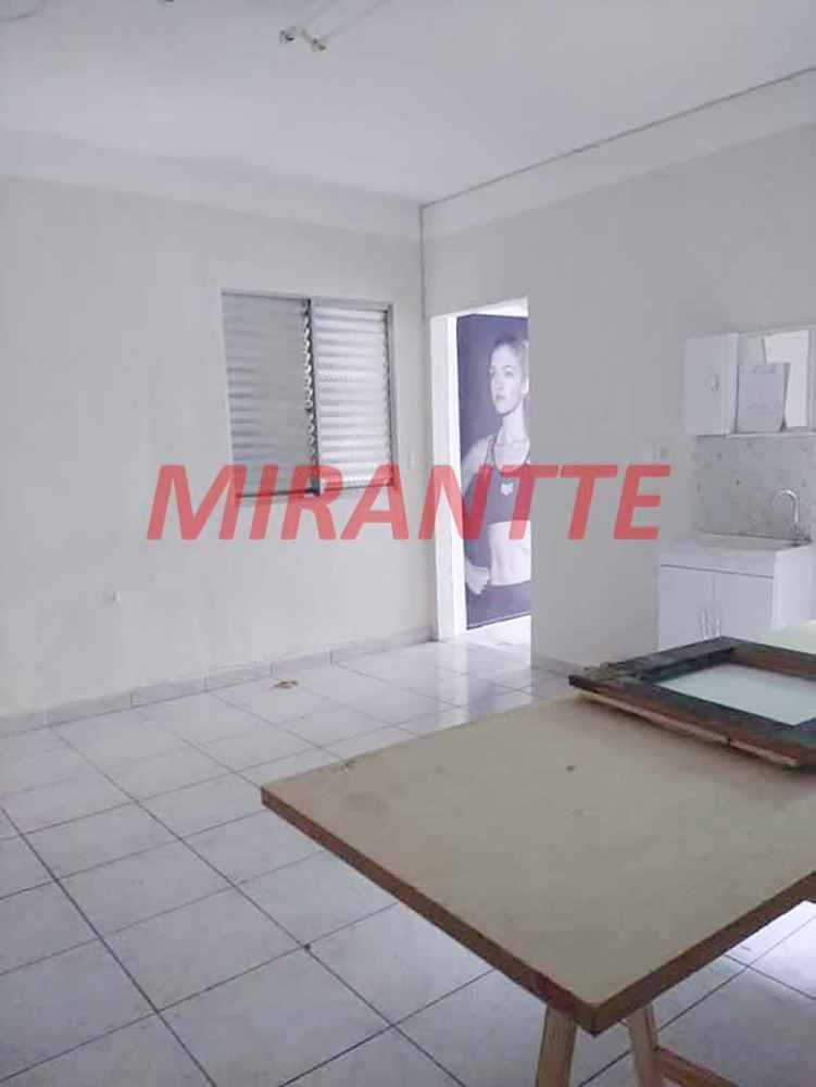 Comercial de 129m² em Água Fria