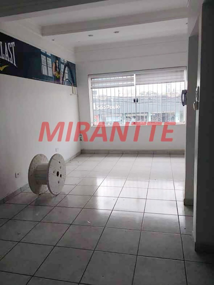 Comercial de 129m² em Água Fria