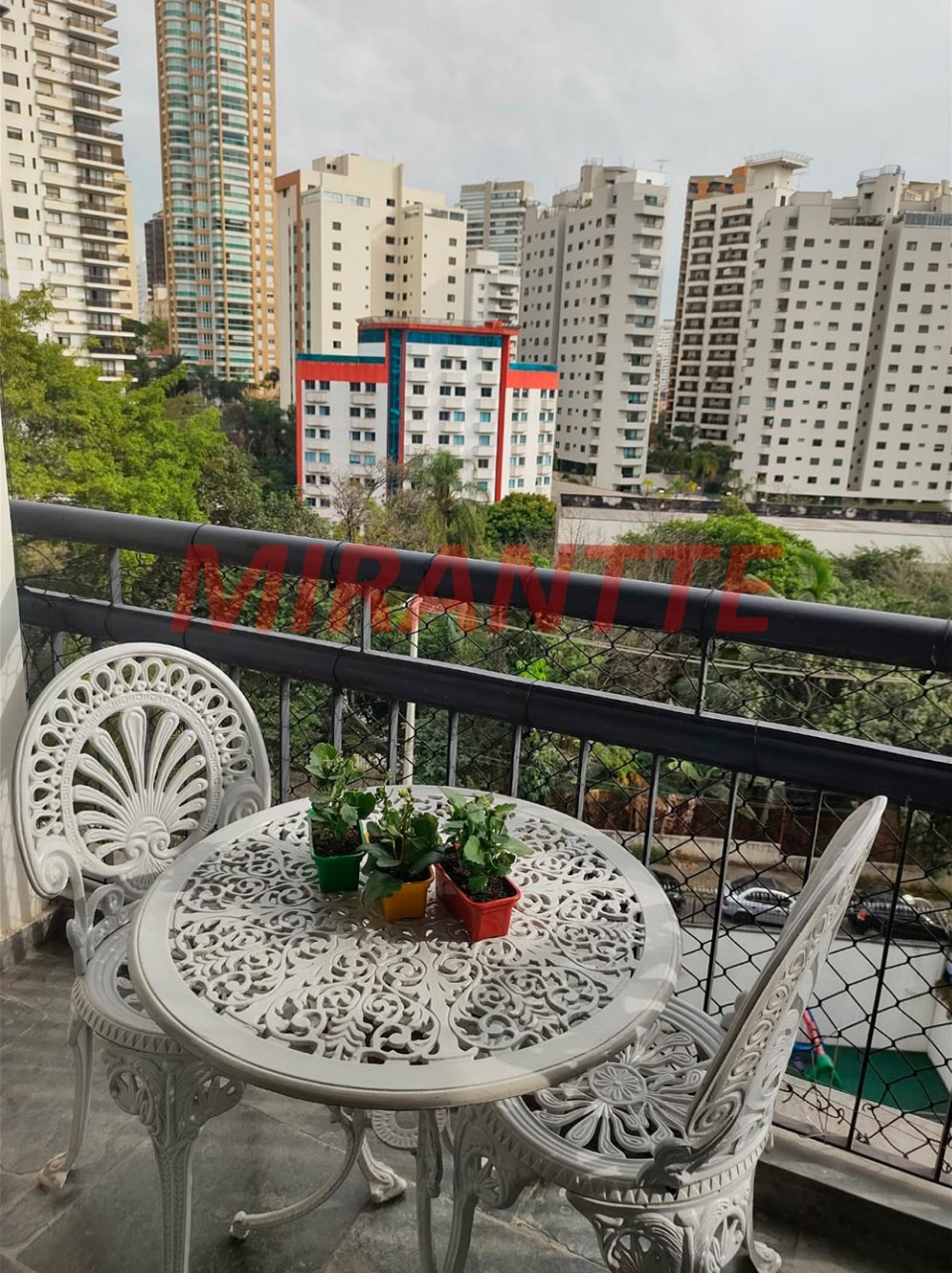 Apartamento de 95m² com 3 quartos em Santana