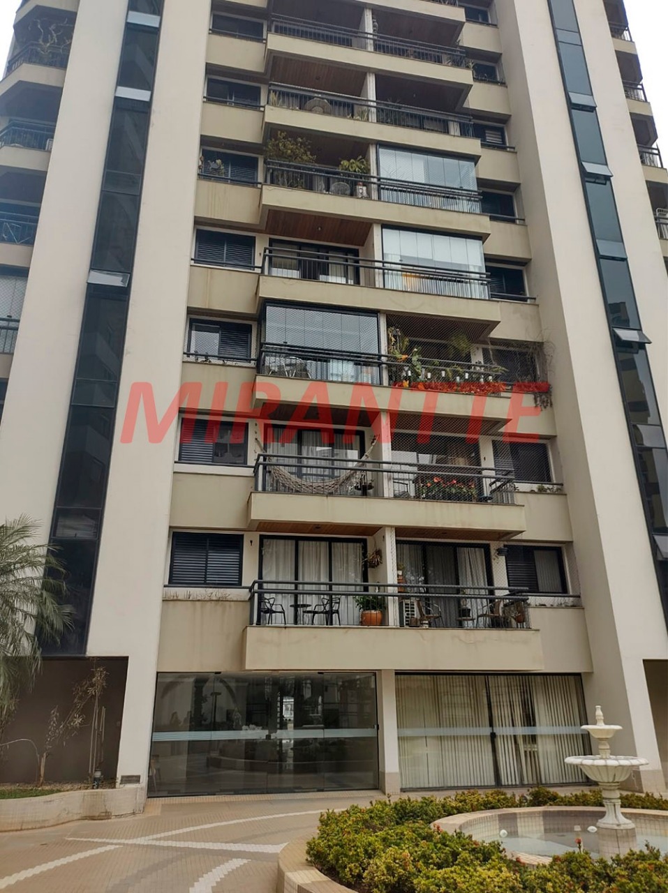 Apartamento de 95m² com 3 quartos em Santana