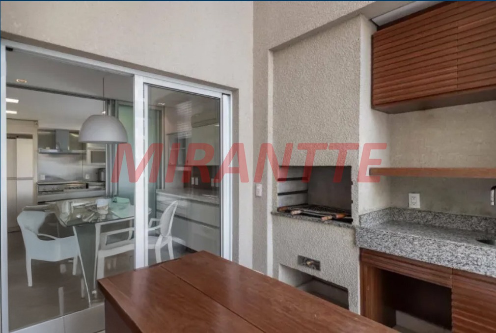 Apartamento de 300m² com 4 quartos em Moema