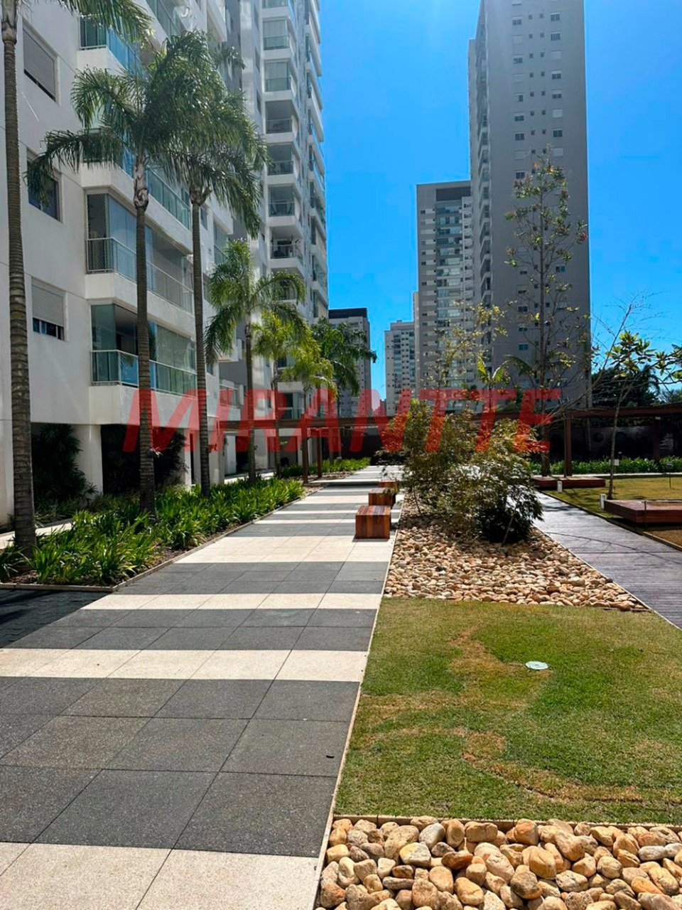 Apartamento de 66m² com 2 quartos em Vila Anastacio