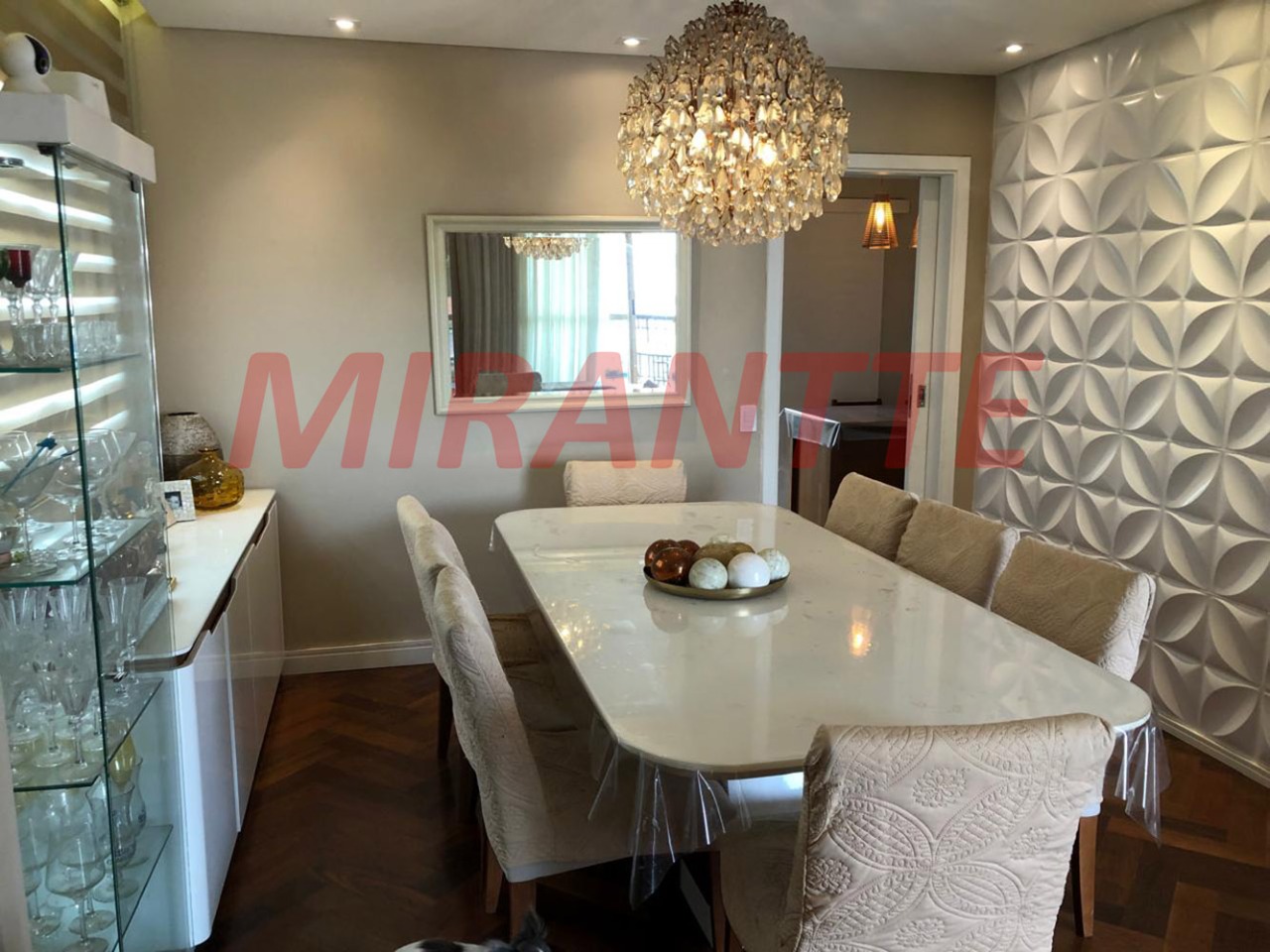 Apartamento de 178m² com 4 quartos em Santana
