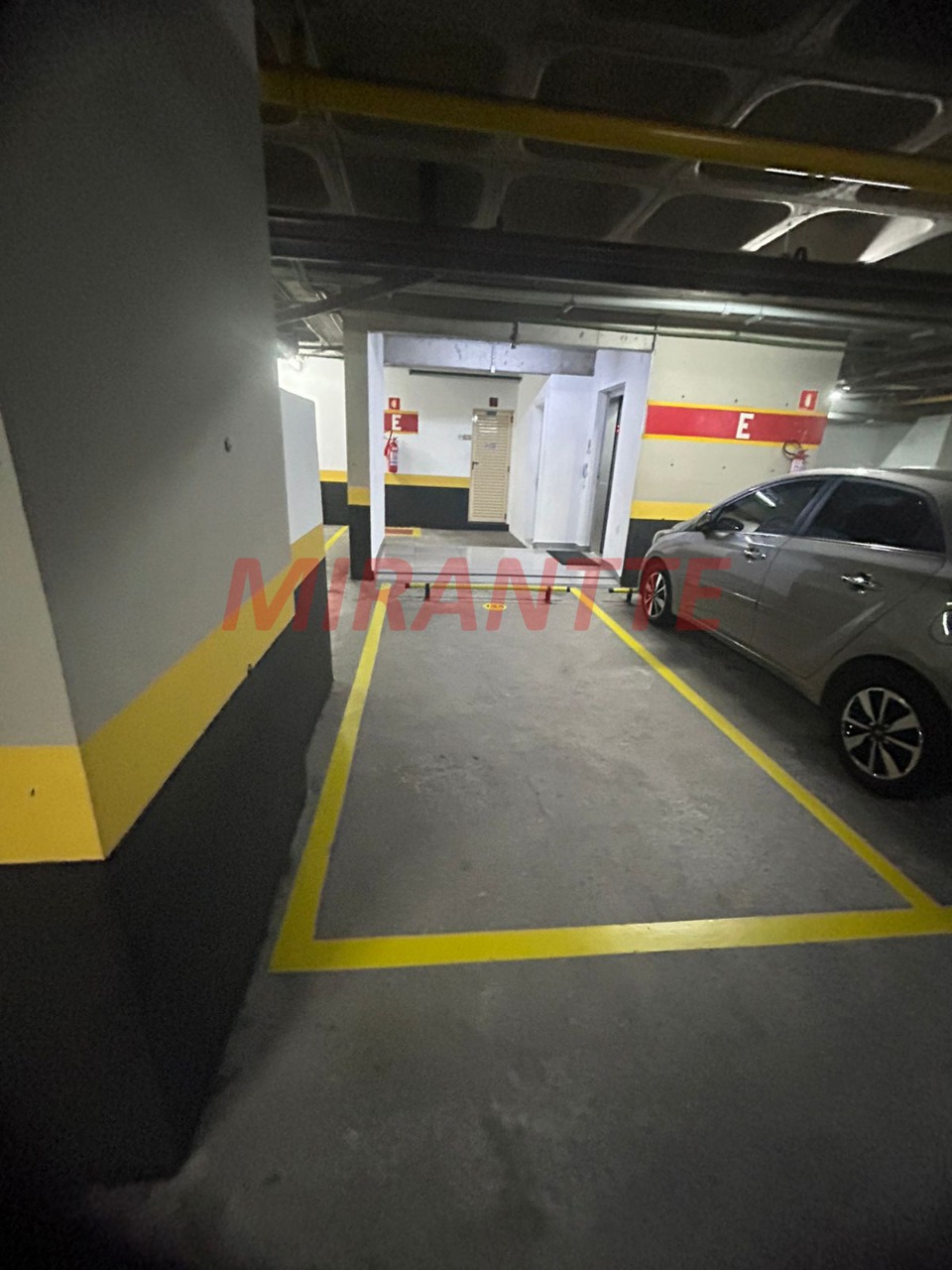 Apartamento de 178m² com 4 quartos em Santana