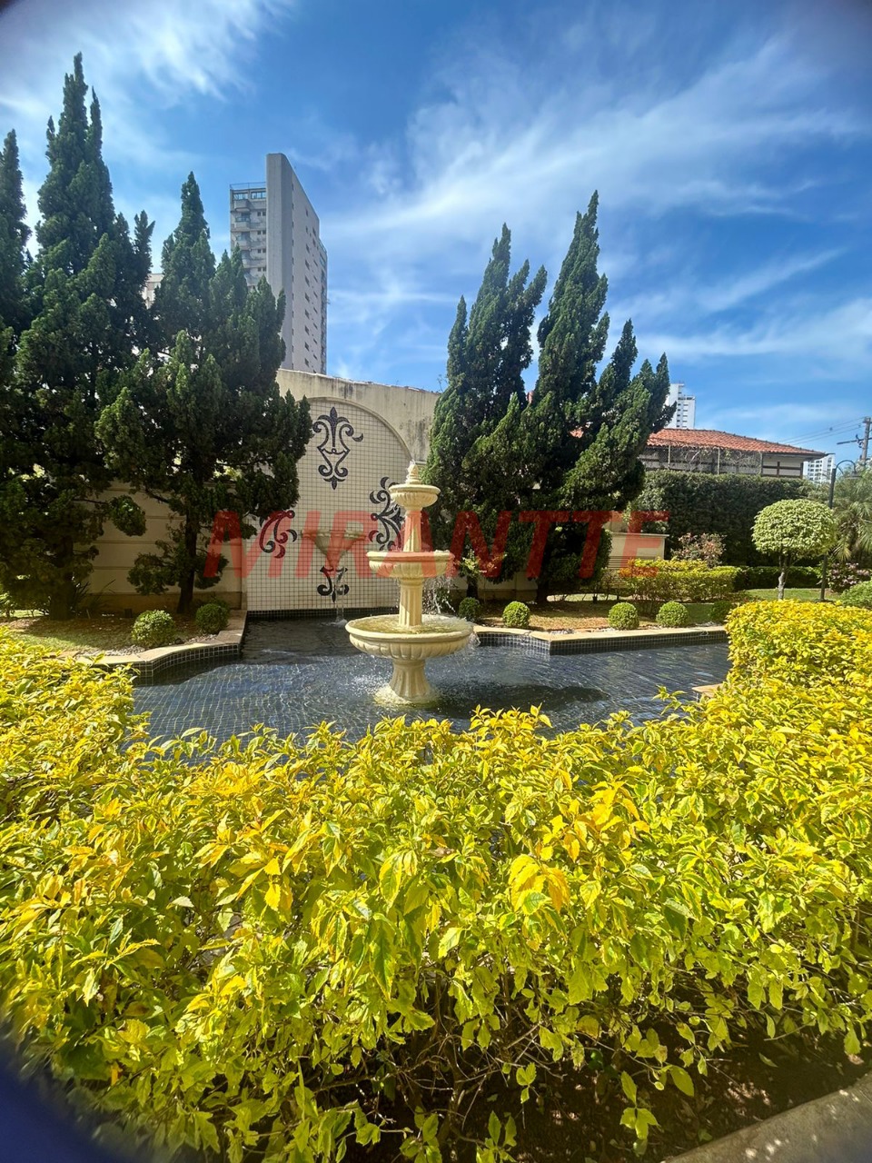 Apartamento de 178m² com 4 quartos em Santana
