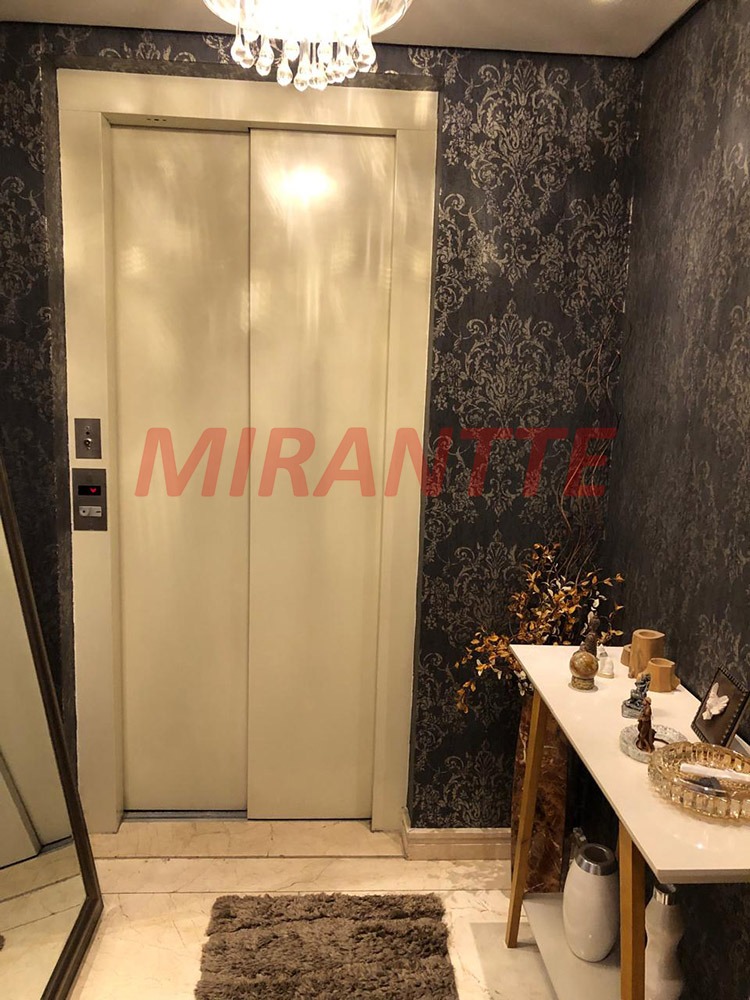 Apartamento de 178m² com 4 quartos em Santana