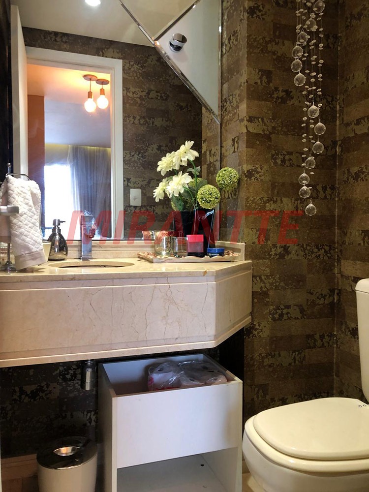 Apartamento de 178m² com 4 quartos em Santana