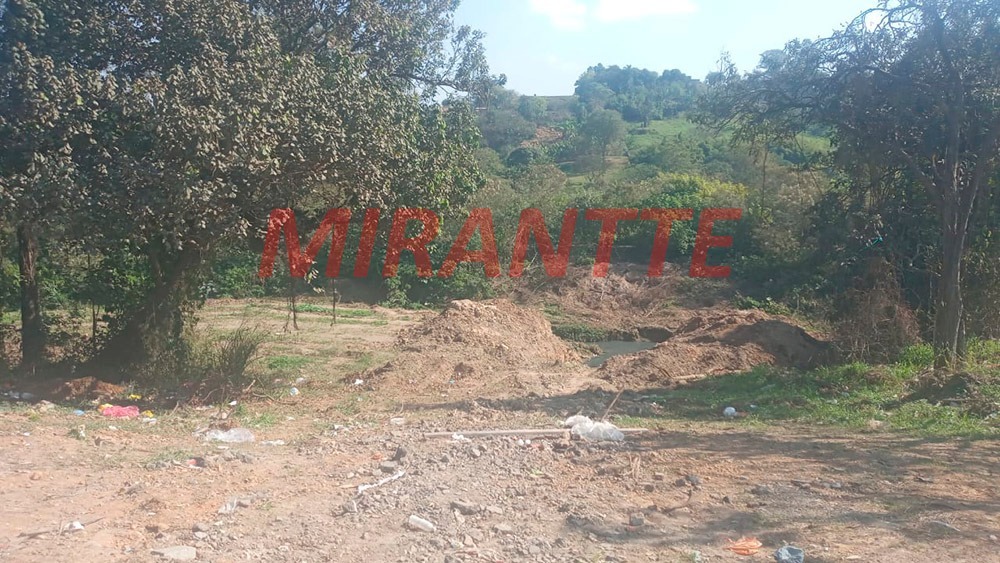 Terreno de 0m² em Vila Galvão