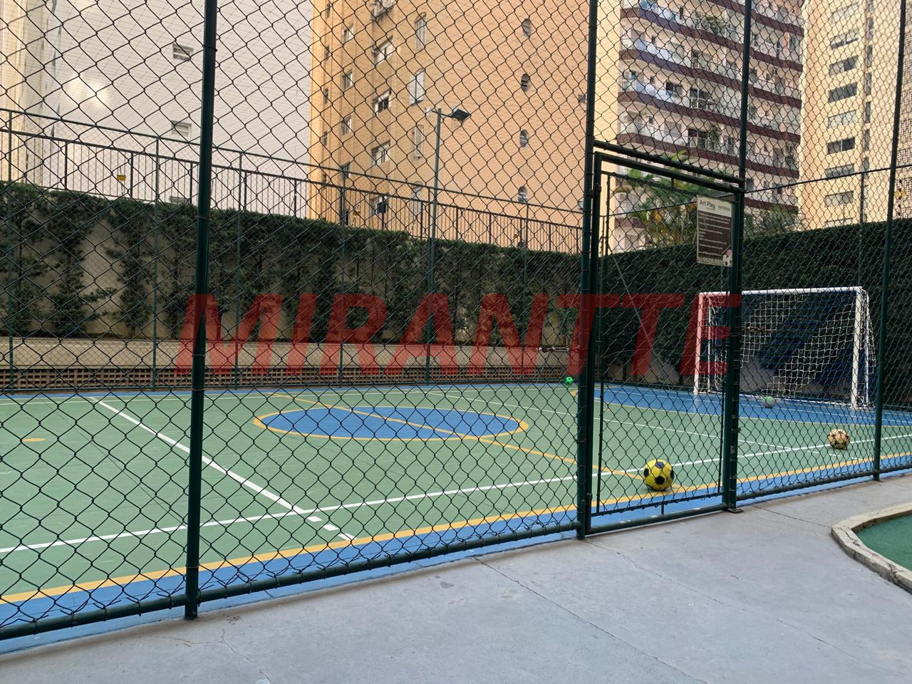 Apartamento de 182m² com 30 quartos em Itaim Bibi