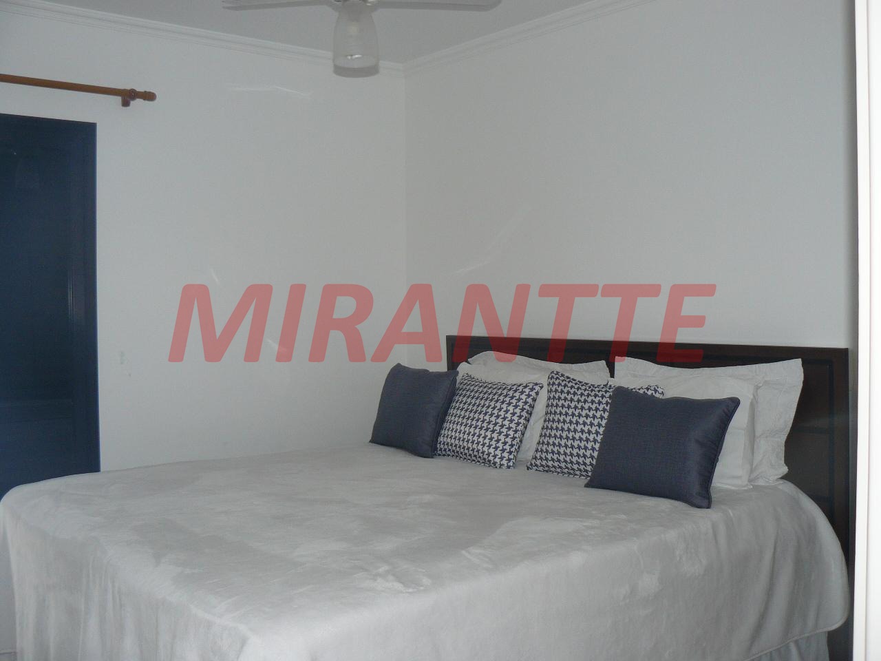 Apartamento de 182m² com 30 quartos em Itaim Bibi