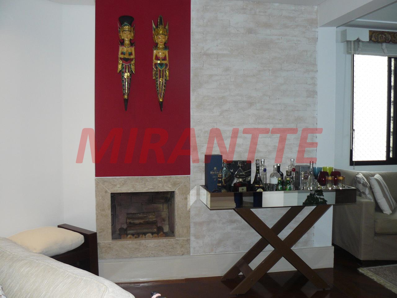 Apartamento de 182m² com 30 quartos em Itaim Bibi