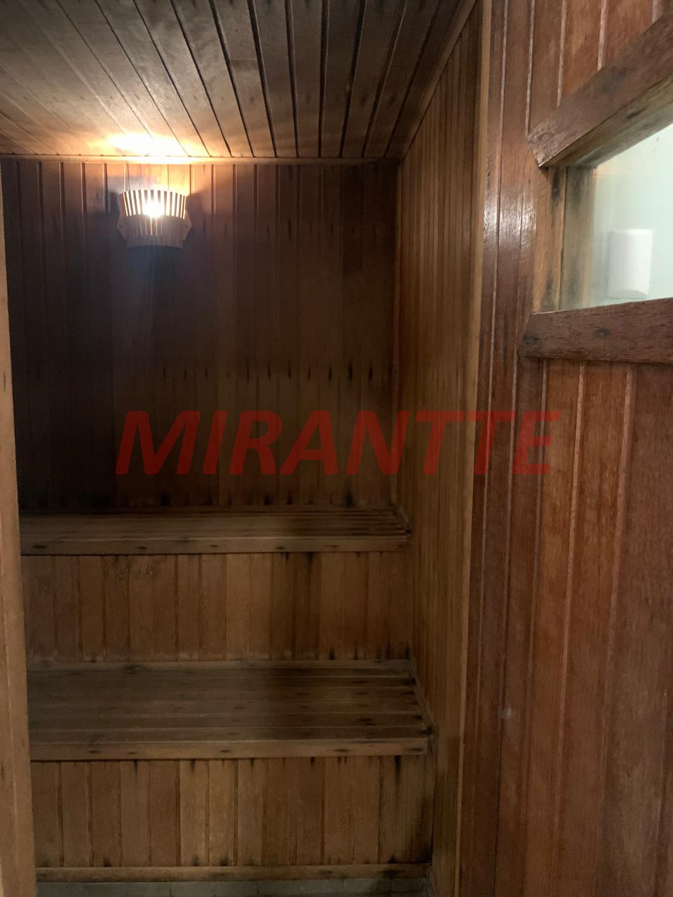 Apartamento de 182m² com 30 quartos em Itaim Bibi