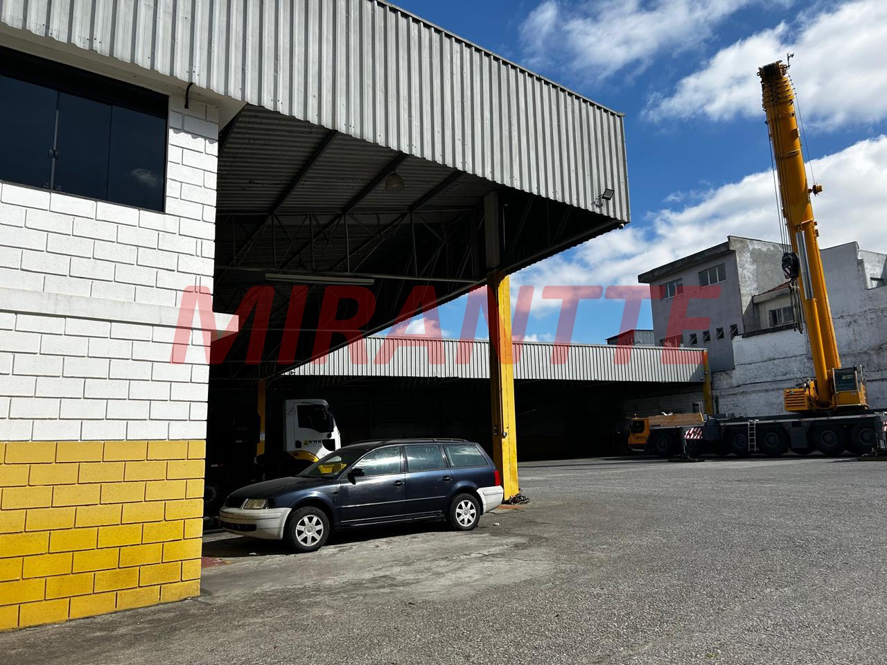 Galpao de 2000m² em Vila Maria