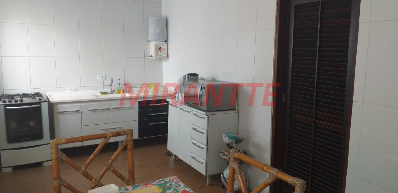 Casa terrea de 182m² com 3 quartos em Santana
