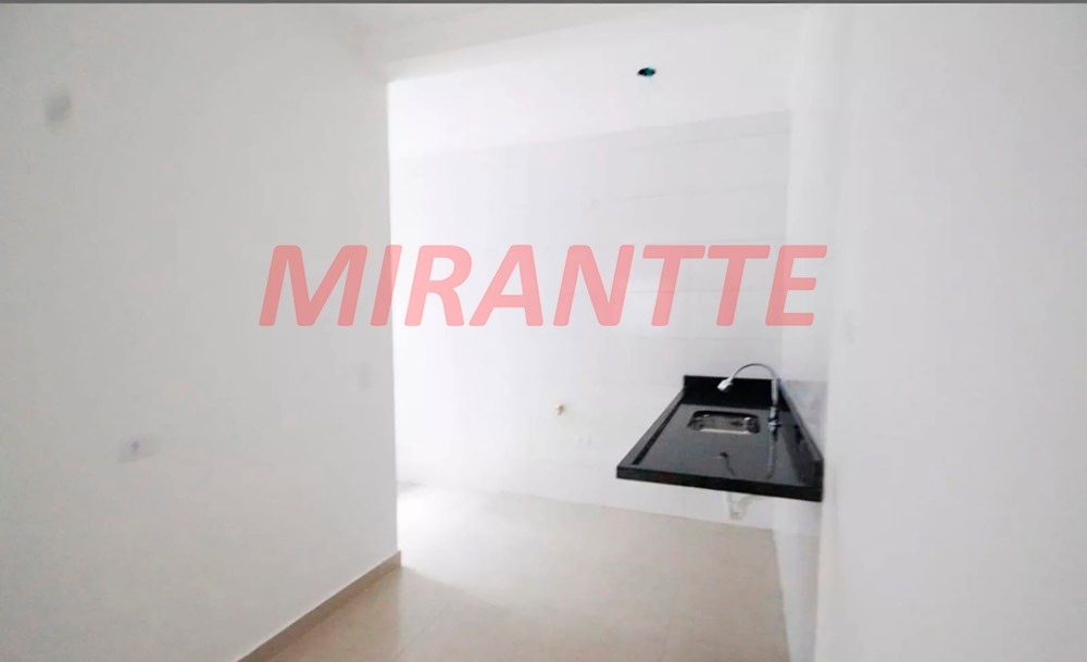 Apartamento de 40m² com 2 quartos em Vila Dom Pedro II