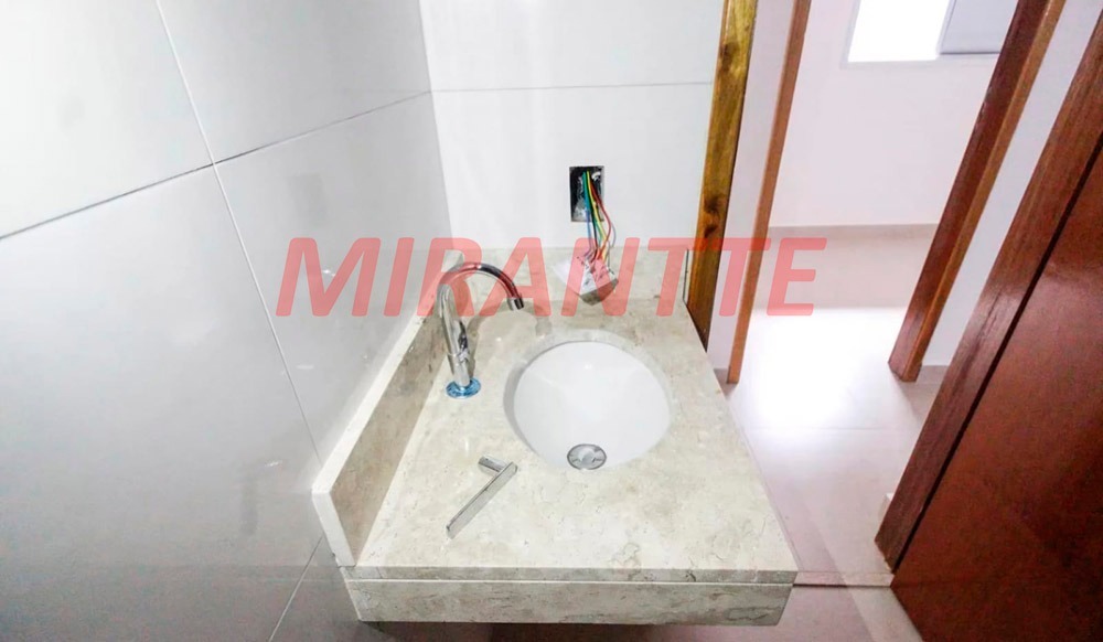 Apartamento de 40m² com 2 quartos em Vila Dom Pedro II