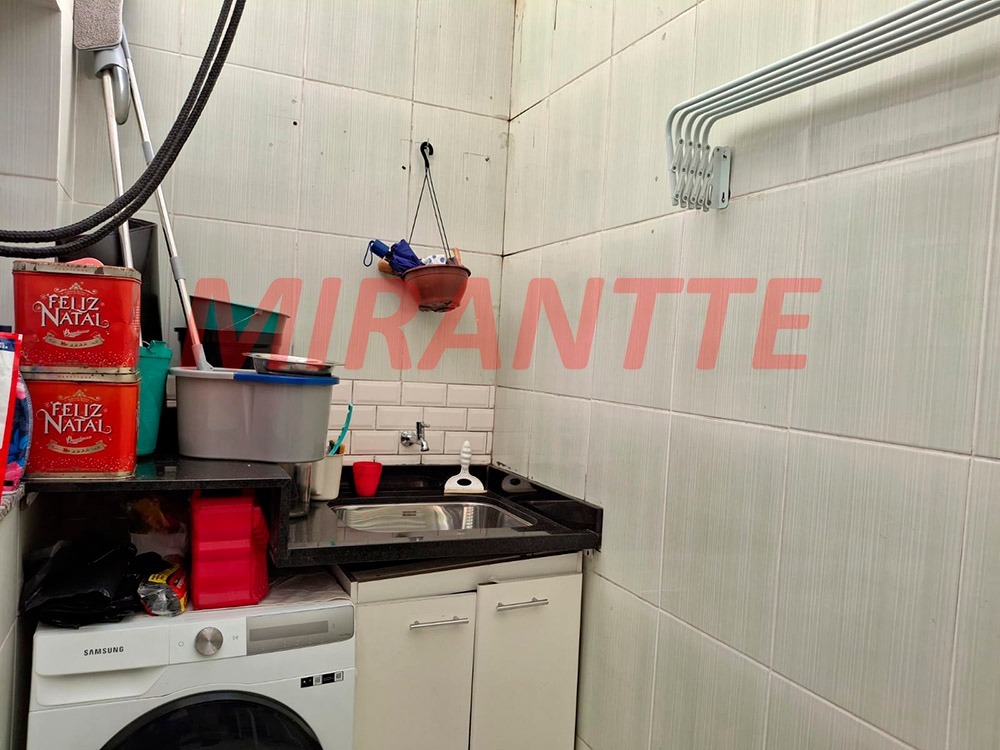 Cond. fechado de 122m² com 3 quartos em Vila Mazzei