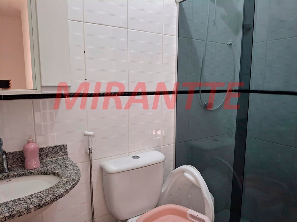 Cond. fechado de 122m² com 3 quartos em Vila Mazzei