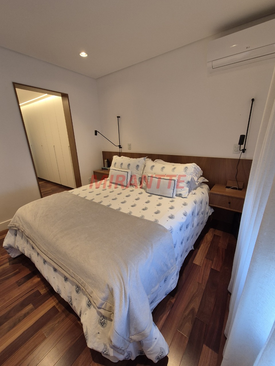 Apartamento de 130m² com 3 quartos em Santa Teresinha