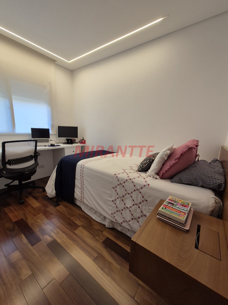 Apartamento de 130m² com 3 quartos em Santa Teresinha