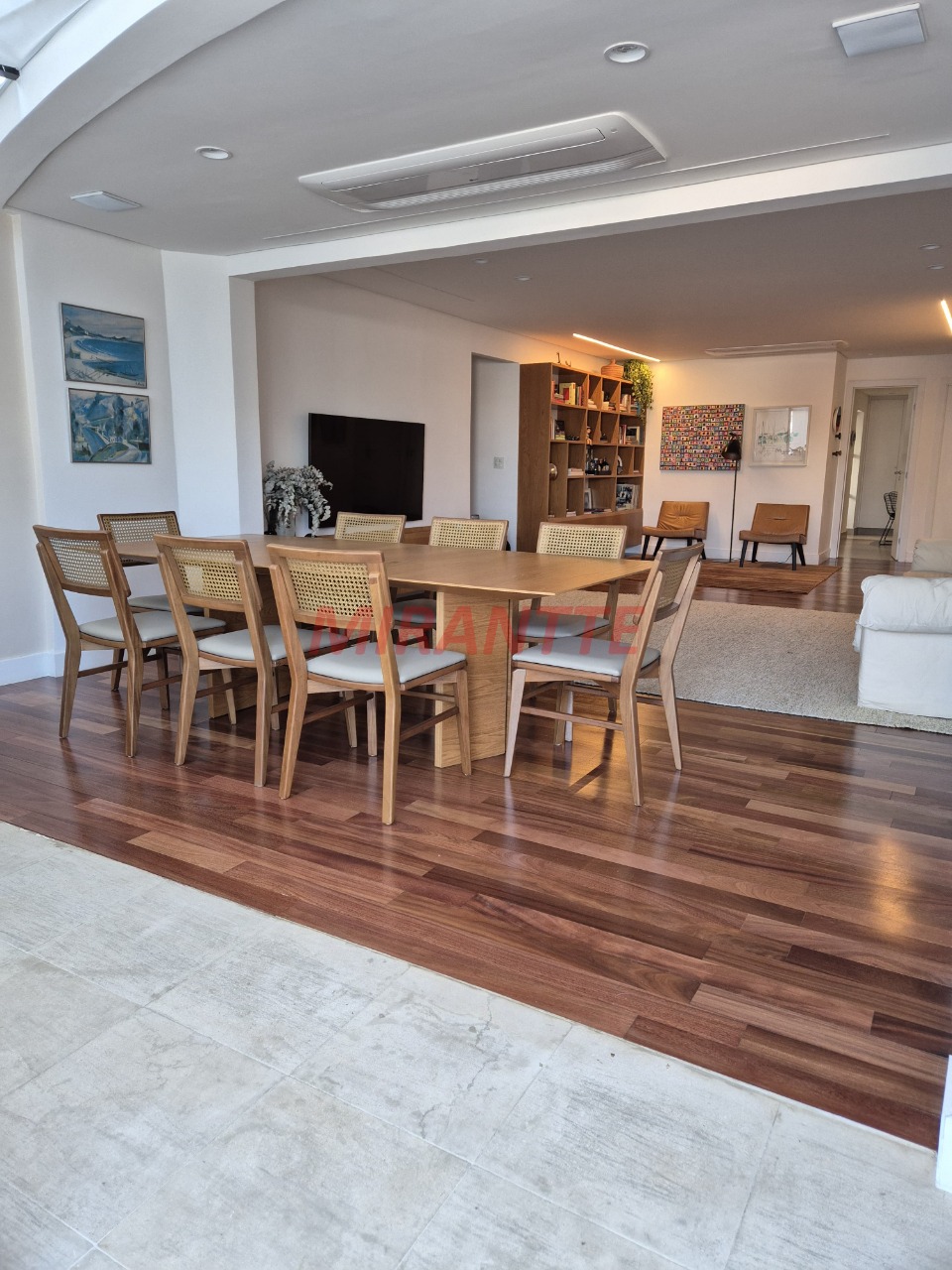 Apartamento de 130m² com 3 quartos em Santa Teresinha