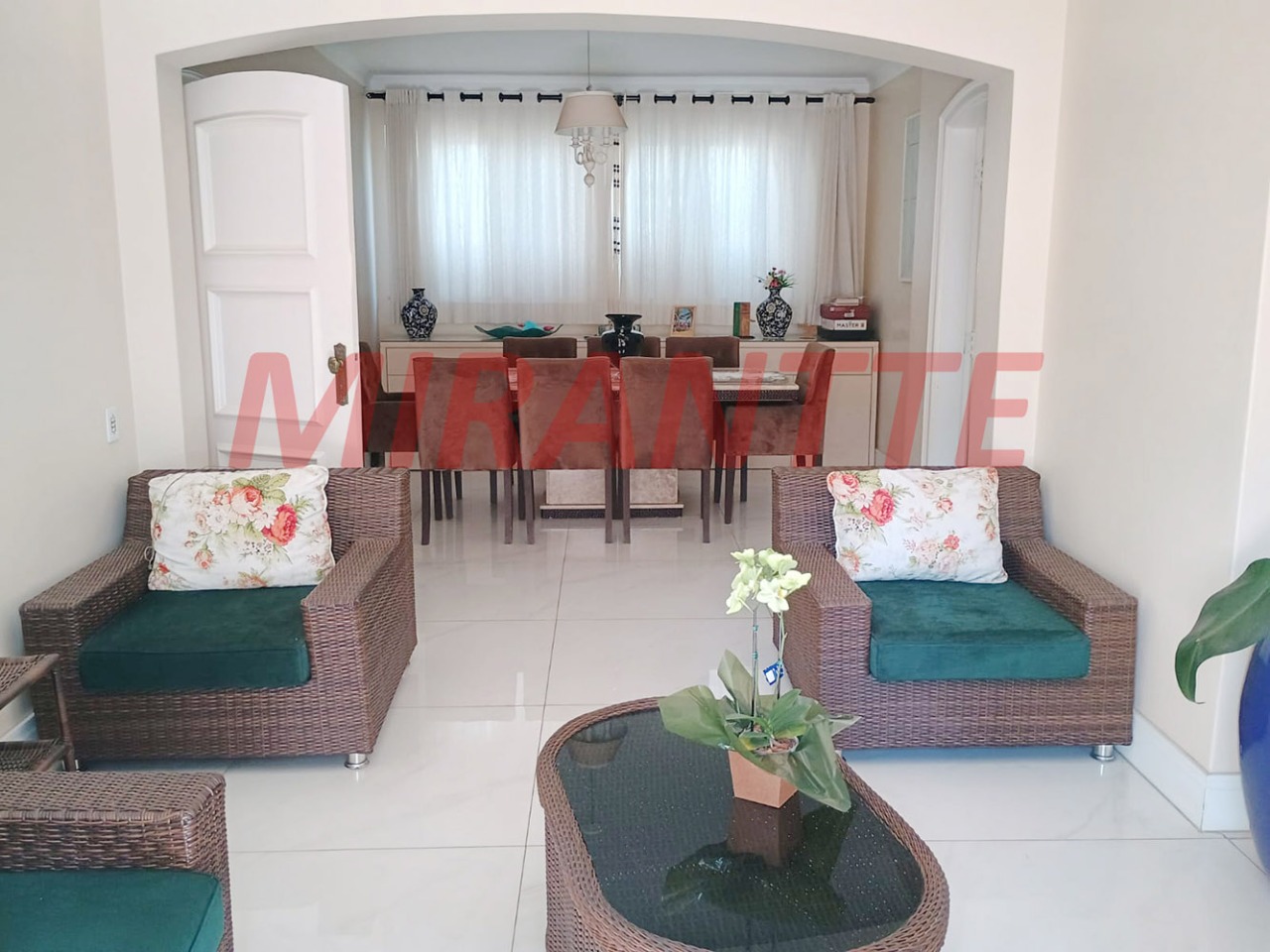 Sobrado de 458m² com 3 quartos em Santana