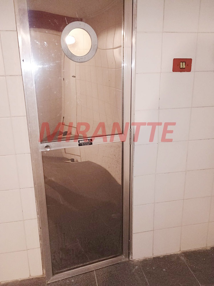 Sobrado de 458m² com 3 quartos em Santana