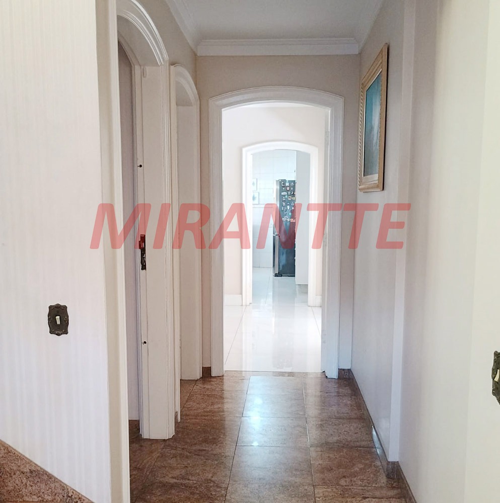 Sobrado de 458m² com 3 quartos em Santana