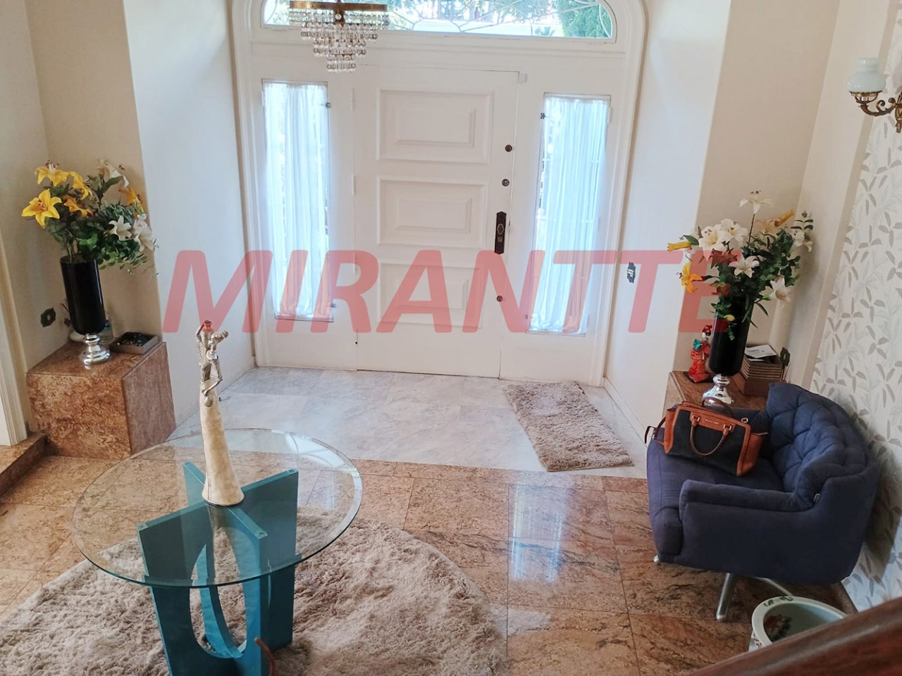 Sobrado de 458m² com 3 quartos em Santana