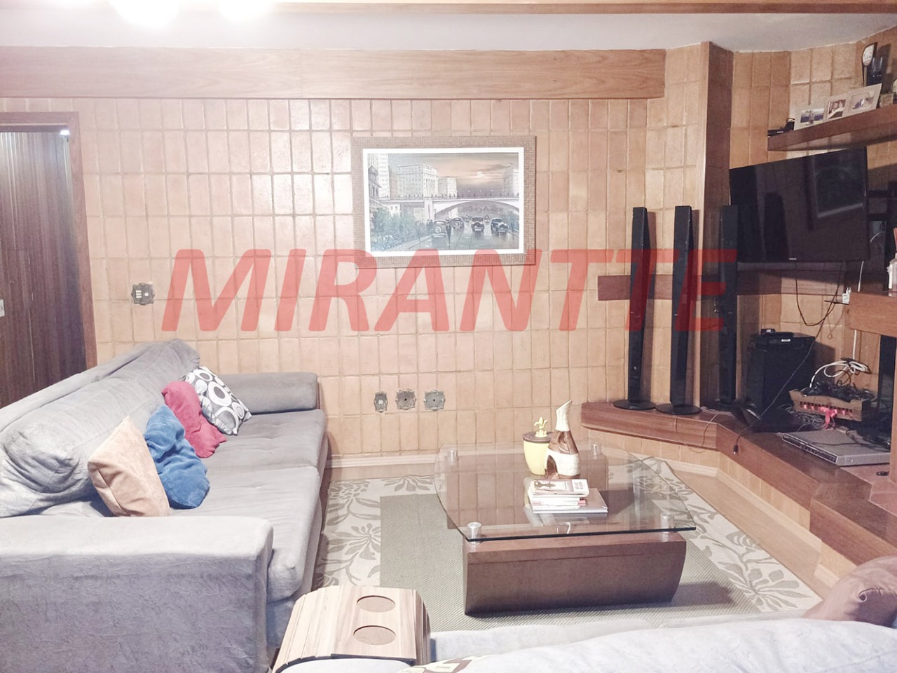 Sobrado de 458m² com 3 quartos em Santana