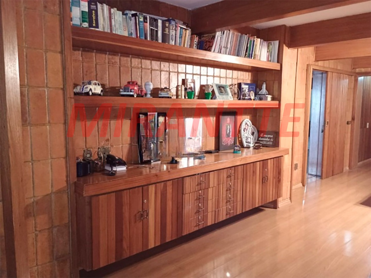 Sobrado de 458m² com 3 quartos em Santana