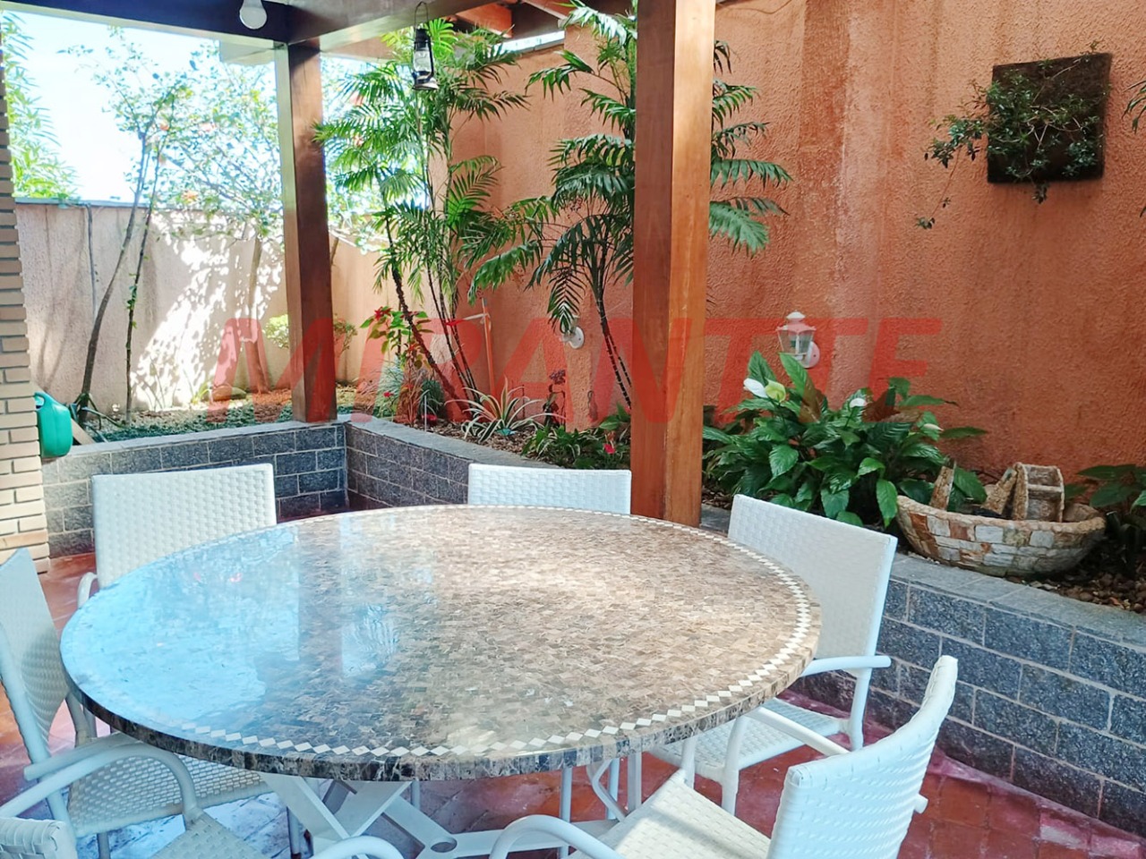 Sobrado de 458m² com 3 quartos em Santana