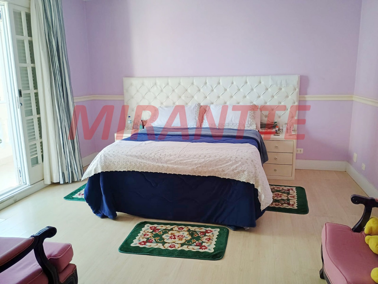 Sobrado de 458m² com 3 quartos em Santana