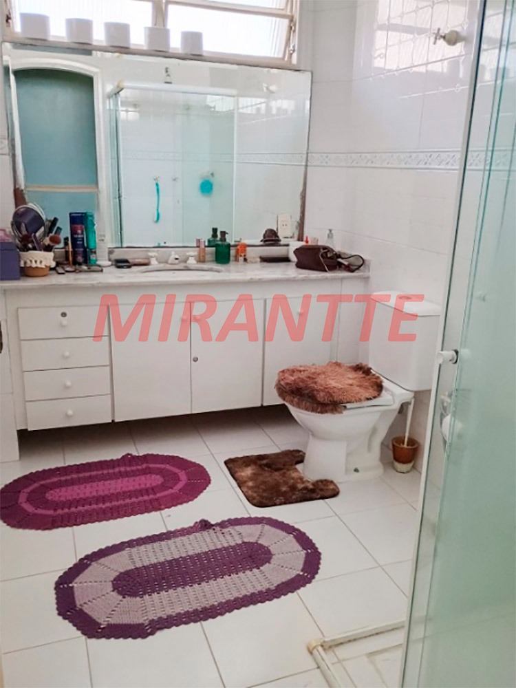 Sobrado de 458m² com 3 quartos em Santana