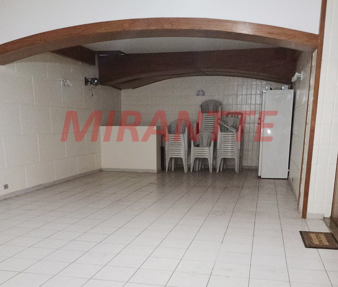 Sobrado de 458m² com 3 quartos em Santana