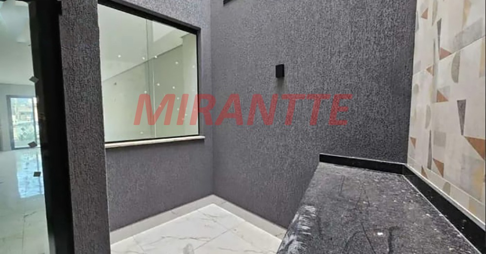 Sobrado de 156m² com 3 quartos em Cidade Patriarca