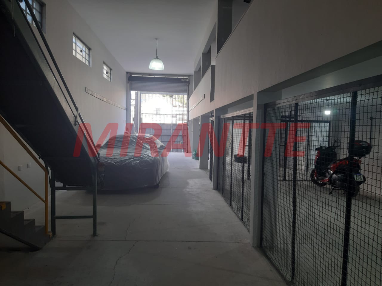 Galpao de 2350m² em Parque Peruche