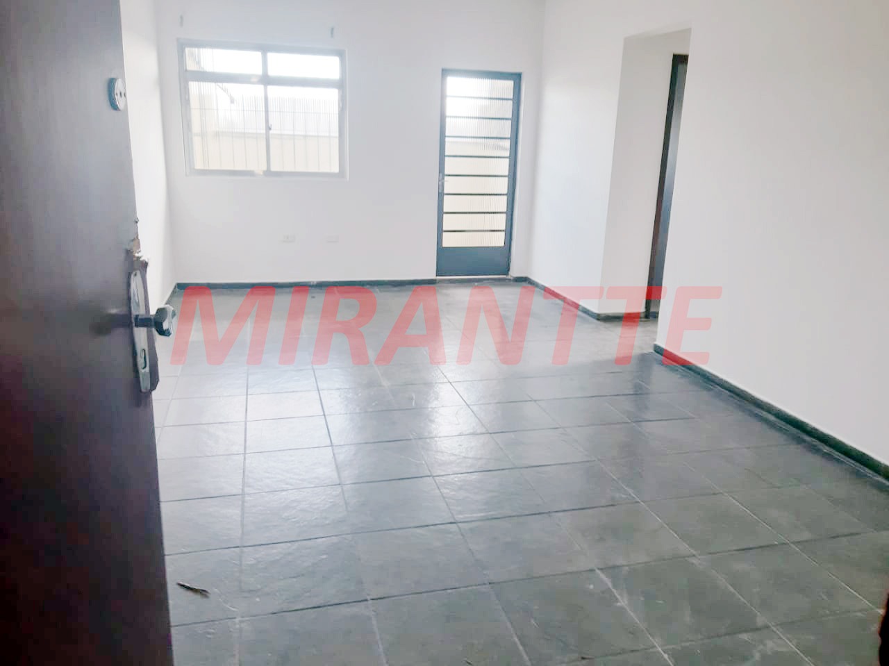 Galpao de 2350m² em Parque Peruche