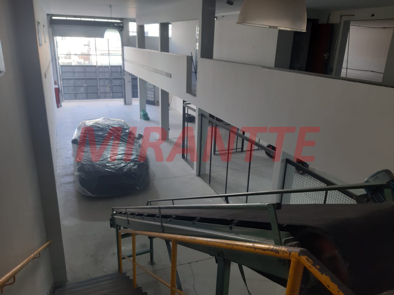 Galpao de 2350m² em Parque Peruche
