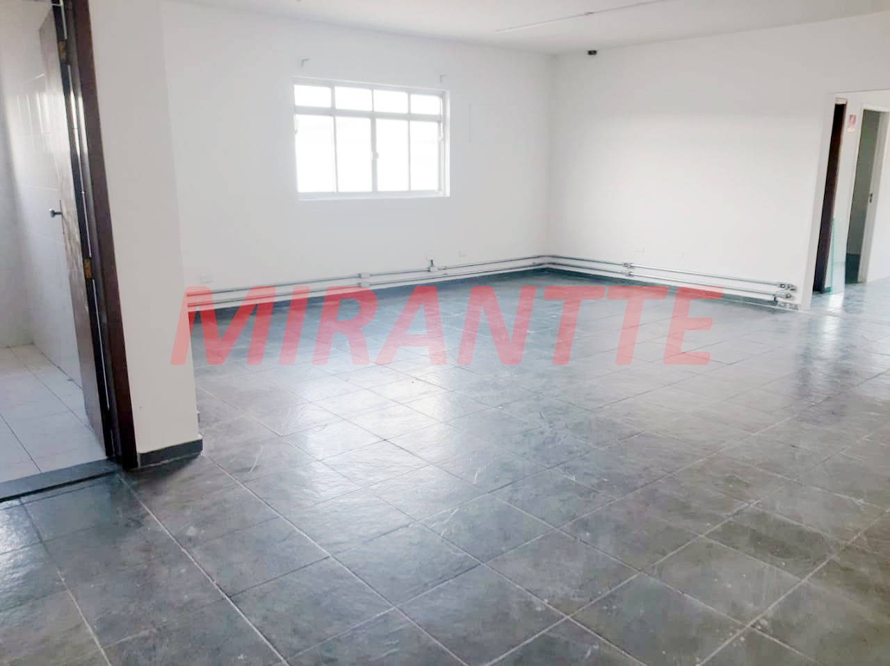 Galpao de 2350m² em Parque Peruche