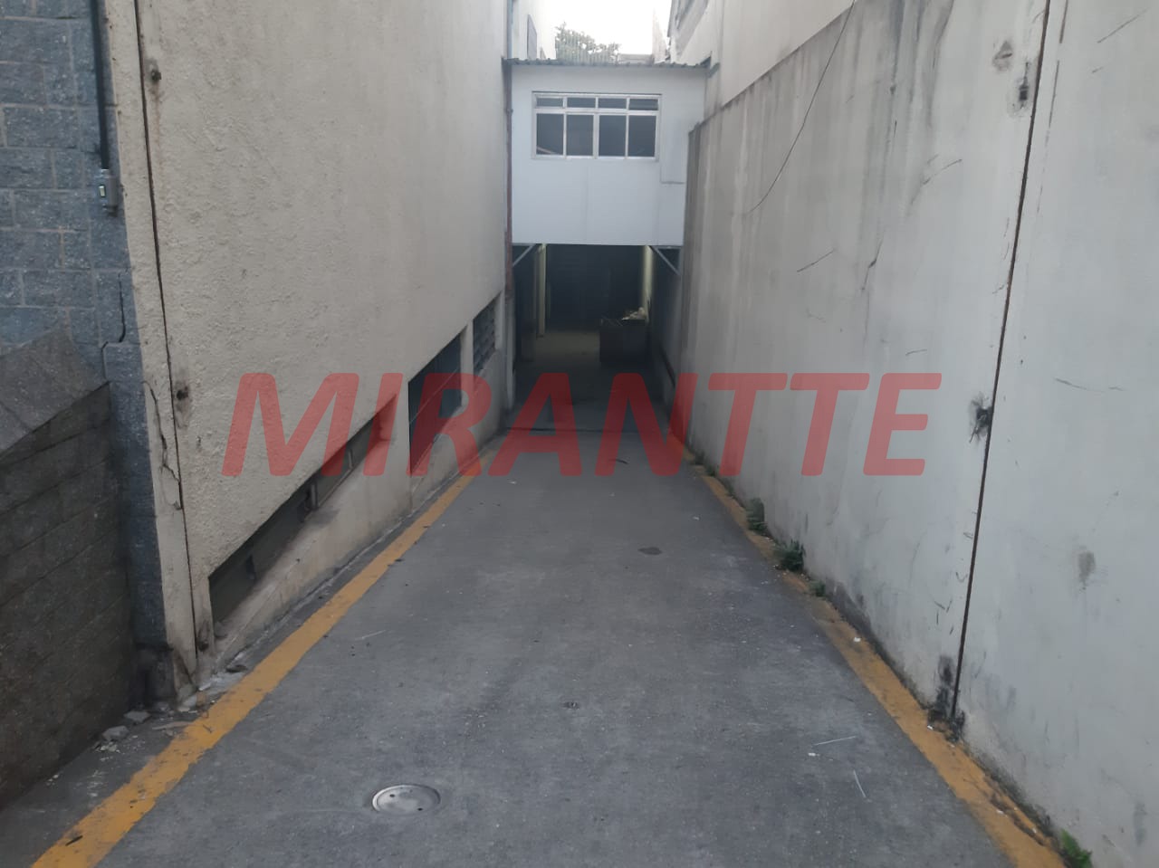 Galpao de 2350m² em Parque Peruche